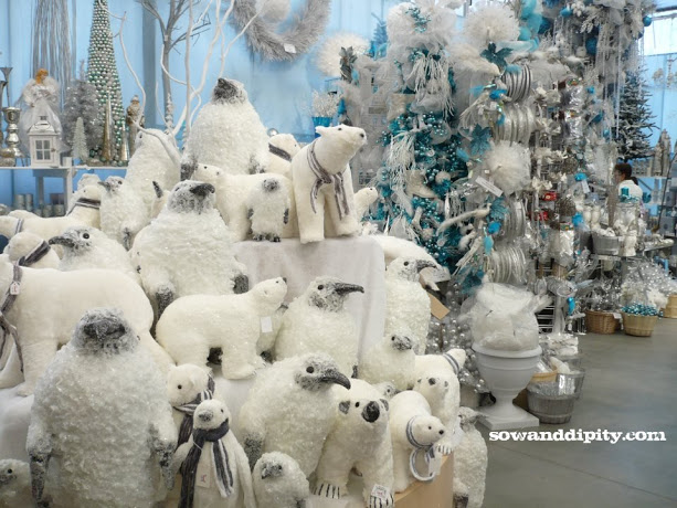 christmas decor idea s, christmas decorations, seasonal holiday decor, wreaths, Winter Wonderland the Polar Bear display