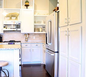 chalk painted kitchen cabinets amp cottage kitchen redo, electrical, home decor, kitchen cabinets, kitchen design, Side view of fridge surround
