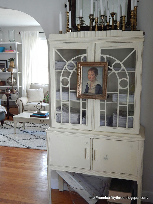 http numberfiftythree blogspot com 2014 01 painted mid century hutch my ascp html, chalk paint, home decor, painted furniture