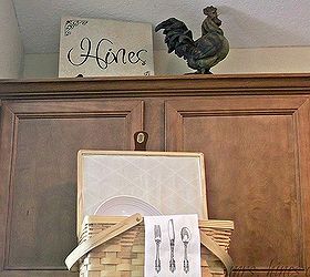 french country kitchen, home decor, kitchen design, every french country kitchen needs a rooster