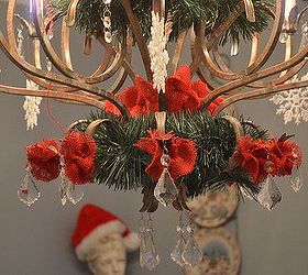 christmas shab 2 fab, fireplaces mantels, seasonal holiday d cor, Red Burlap Roses or Cheap color Even Dining Diva has her Christmas hat on