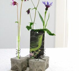i m always on the lookout for odd things that i can remake into recycled creations, crafts, concrete and wire recyled vases by four corners design