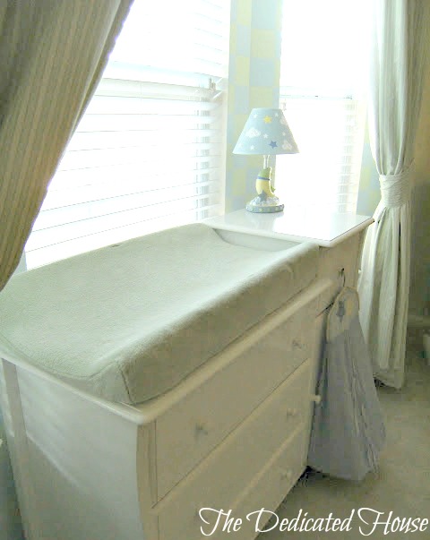 a fun nursery paint job, bedroom ideas, home decor, painting, Changing table tucked into the bay windows