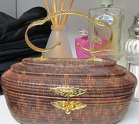 organizing tips for the bathroom, bathroom ideas, organizing, Metropolitan Organizing NC Woven baskets with lids and small novelty purses can be used for storing personal items in the bathroom