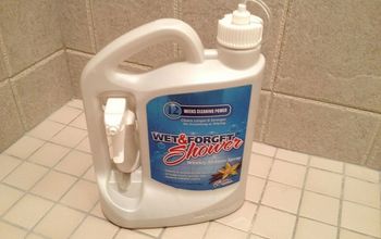 Shower Cleaning Made Easy without the Use of Noxious Chemicals