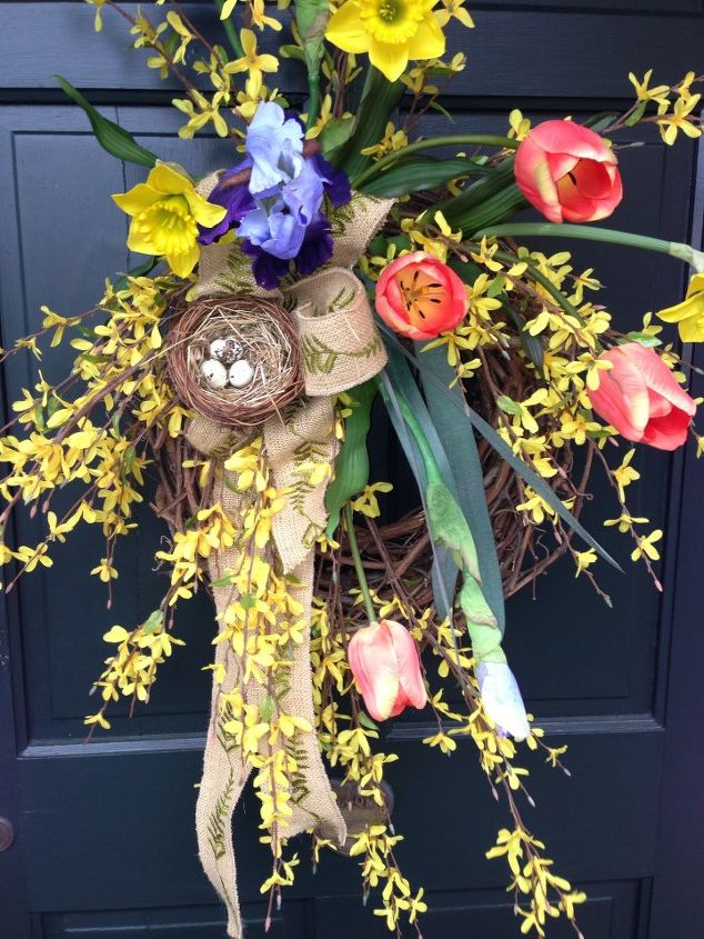 easy spring wreath, easter decorations, seasonal holiday d cor, wreaths, Easy Spring Wreath