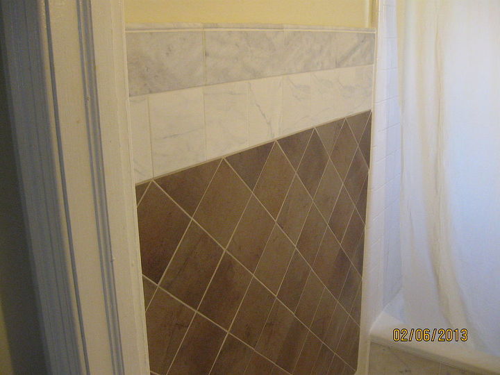tiling our rental house bathroom, bathroom ideas, tiling, Tiles arranged differently on the wall
