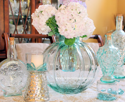 creating a centerpiece with hydrangea from the yard, crafts, home decor, creating a centerpiece in a large vase