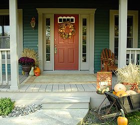 fall front porch decor, porches, seasonal holiday decor, Here s a wider view
