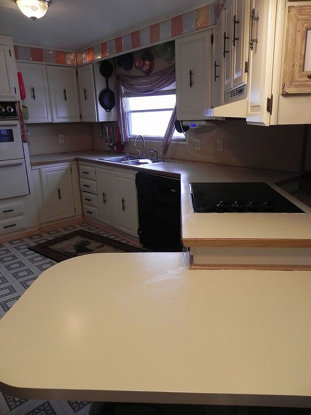 painting countertops, chalk paint, countertops, painting, I first used Rustoleum counter paint the results were disastrous with chipping bubbles and over all poor finish