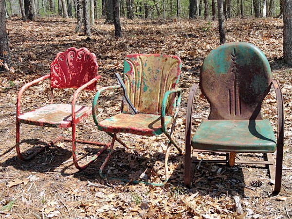 how to paint old and rusty metal outdoor chairs, Here is the before picture after the chairs had been cleaned and sanded with a wire brush and sand paper