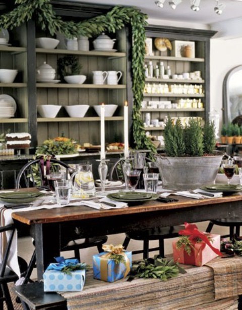 Here are 24 Inspiring Rustic #Holiday #Table Settings - Ho, ho, ho ... Here are 24 Inspiring Rustic #Holiday #Table Settings - Ho, ho, ho ...