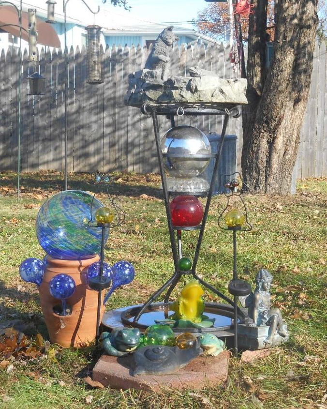 switch things up at the bidie watering station for the winter, seasonal holiday d cor