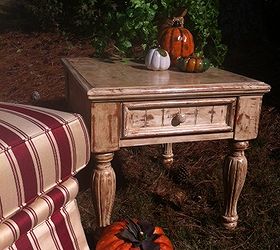 farm house style end table, painted furniture