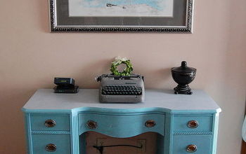 Updating an Old Vanity Turned Desk With ASCP Chalkpaint & Latex