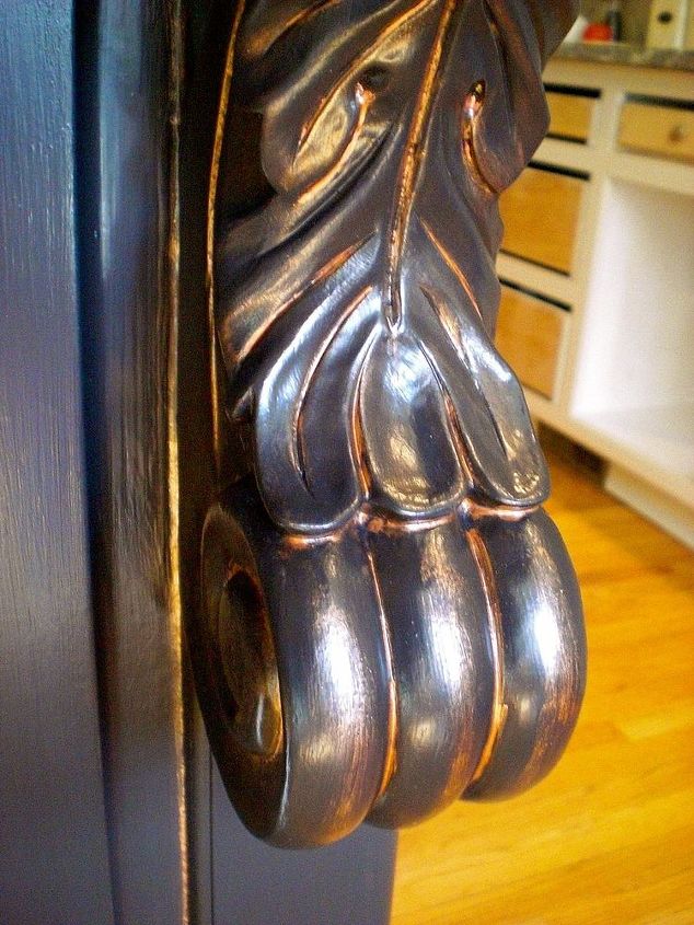 raw wood corbels turn into dramatic feature, home decor, kitchen design, kitchen island, woodworking projects, Detail of corbel I painted it black and added copper paint in the details w an artist s brush rubbing it into the curved areas