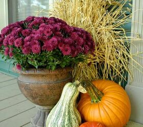 fall front porch decor, porches, seasonal holiday decor, This is the vignette beside the front door