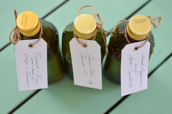 easy diy for hostess gifts this holiday season, crafts, gift gifting Christmas present hostess oil flavored oil anise fennel bay amy renea a nest for all seasons tags