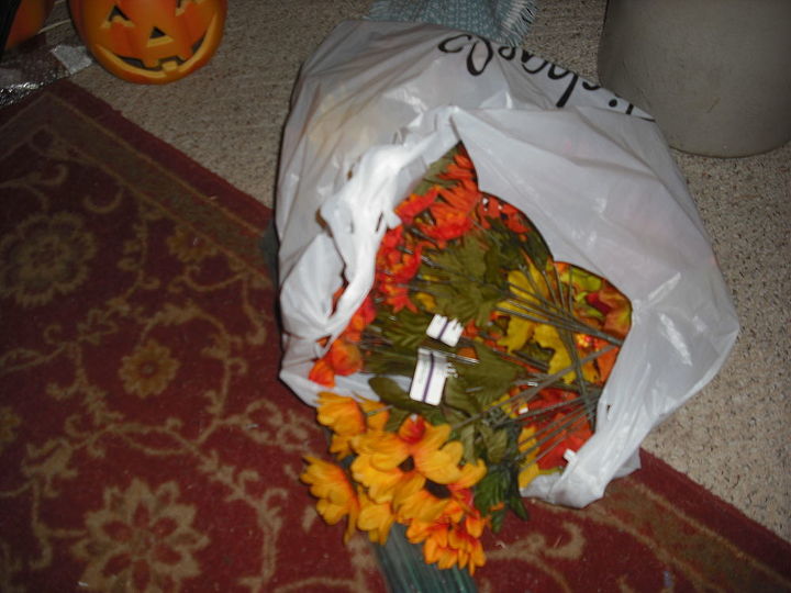 minha decorao de outono e halloween, folhas e guirlanda para colocar neles