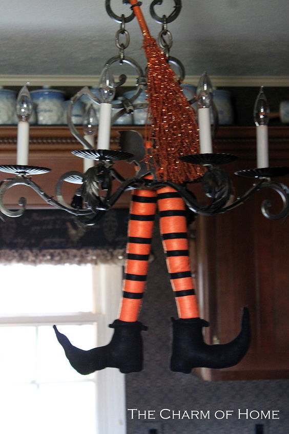 the witch is in, halloween decorations, seasonal holiday d cor, The Witch is in entertaining for Halloween
