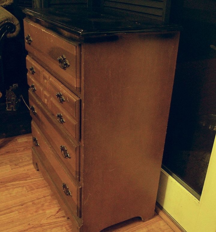 steamer trunk inspired curbside chest of drawers makeover, Side view Lots and lots of scratches on this guy