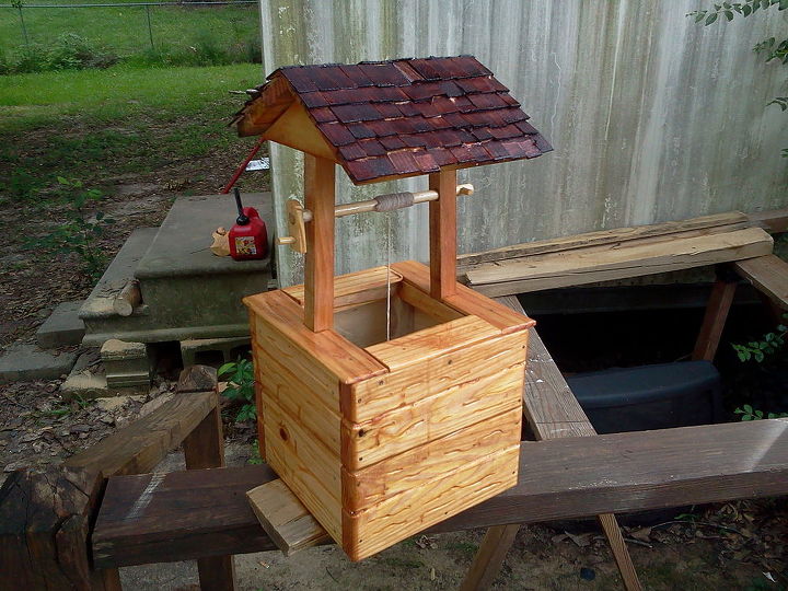 lil wishing well, diy, woodworking projects