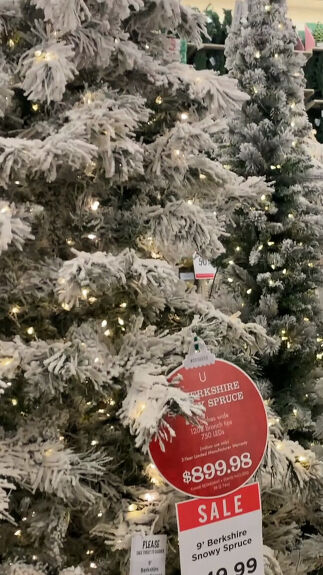 How Do You Stop an Artificial Christmas Tree from Shedding: Proven Tips