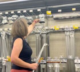 The clever 5-minute hack anyone can copy by hanging a spare tension rod in their kitchen