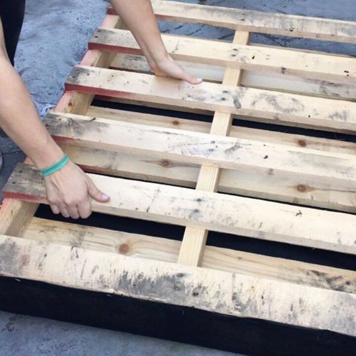 the most creative ways to upcycle old pallets