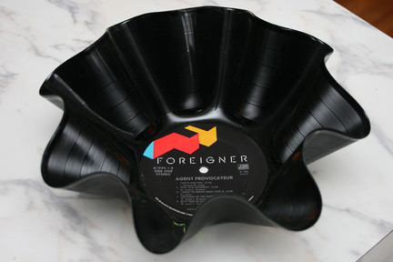 how to upcycle old vinyl records, Vinyl Snack Bowls