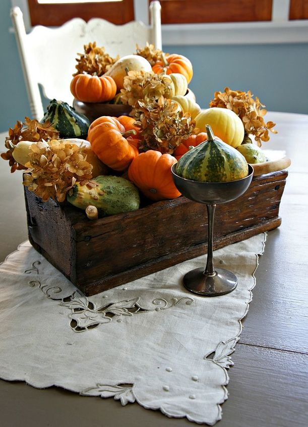 easy and clean decorating, home decor, Height Pumpkins and Hydrangeas Color Pumpkins Texture Wood Box and Linen