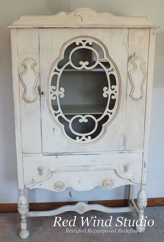 creating the crackle, chalk paint, painted furniture