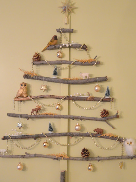 christmas tree wall art, christmas decorations, crafts, seasonal holiday decor