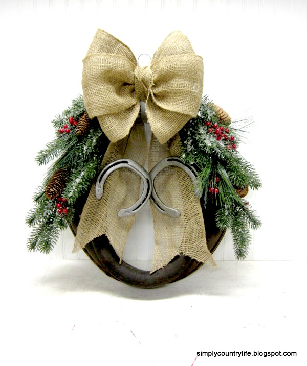 creating a christmas wreath from an old leather harness, christmas decorations, crafts, seasonal holiday decor, wreaths