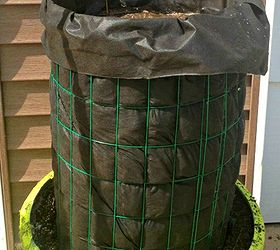 knock off flower tower, flowers, gardening, pot fencing hardware cloth and dirt make a vertical flower tower