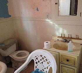q what can i do with this mess, bathroom ideas, diy, home improvement