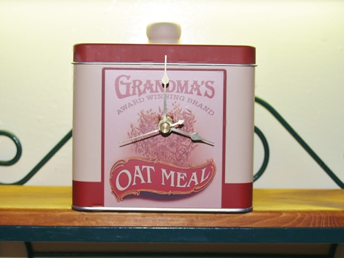 make a tin can into a clock in less than 30 minutes, crafts, repurposing upcycling