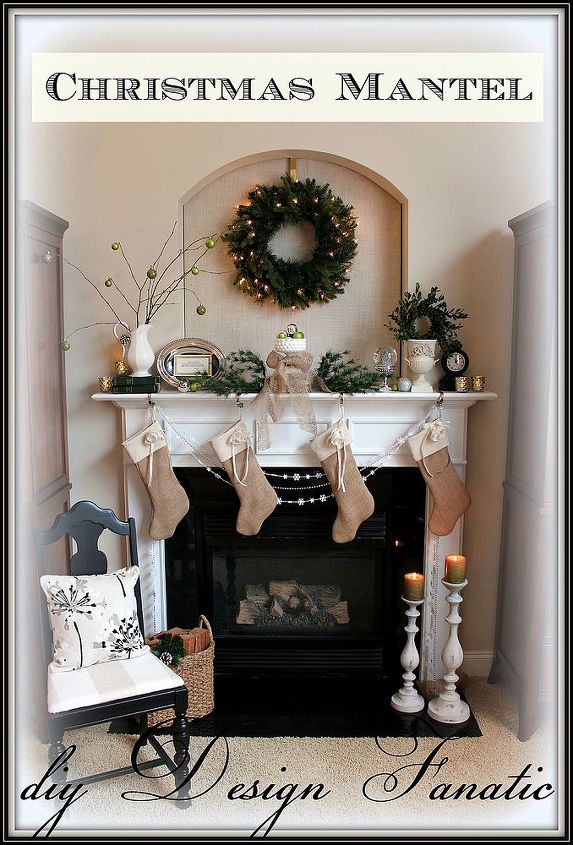 christmas mantel, christmas decorations, fireplaces mantels, seasonal holiday decor, wreaths