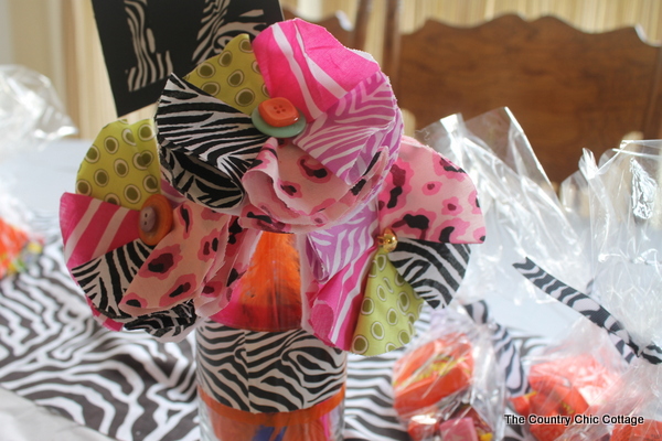 zebra themed tween party, crafts, flowers, home decor, Handmade fabric flowers that we also gave away as party favors
