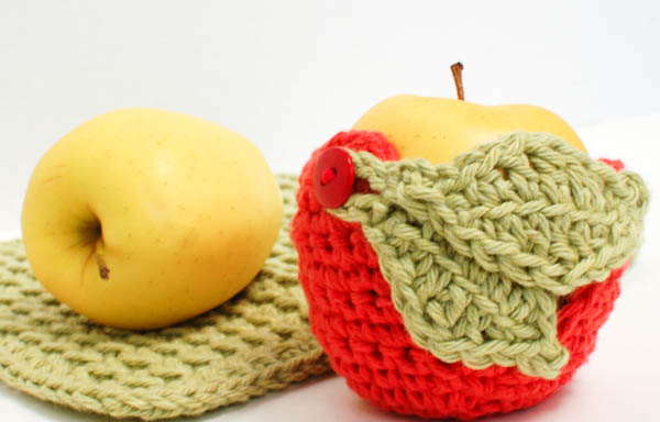apple apple cozy, crafts