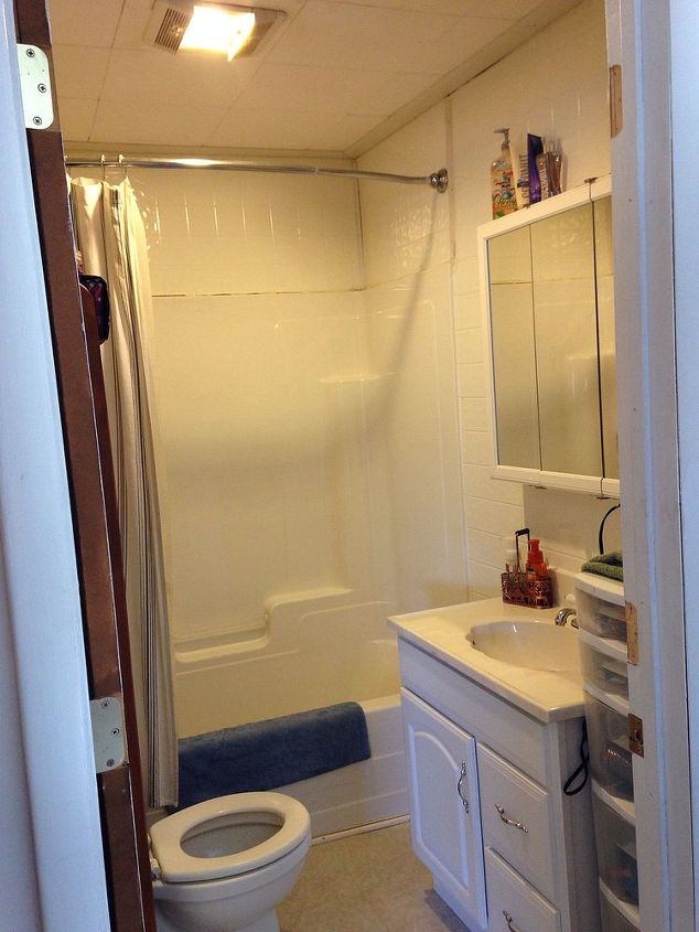 q looking for low cost ideas to revamp my tiny bathroom on a dime, bathroom ideas, home decor