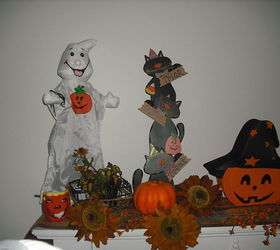 my halloween decorating so far, curb appeal, flowers, halloween decorations, seasonal holiday decor, On my mantle