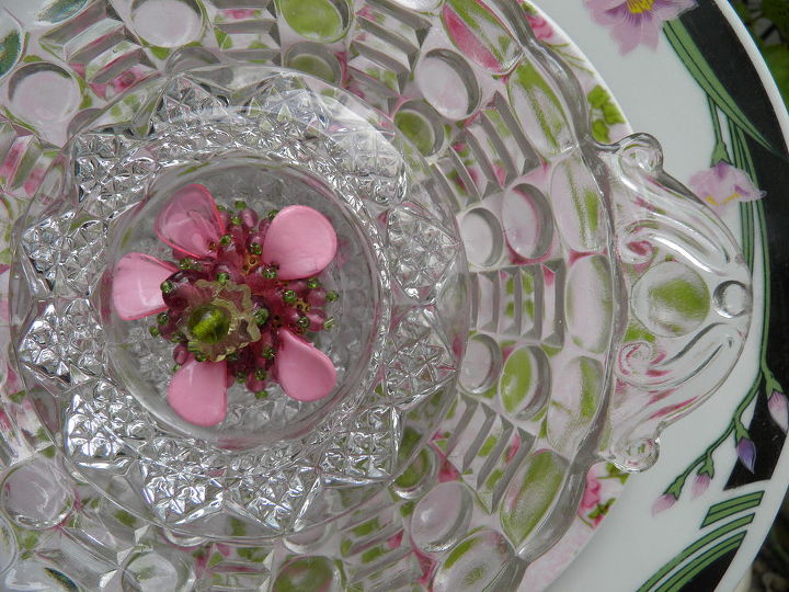 eu finalmente comecei a fazer minhas flores de prato e torres de cristal muito, Preto e rosa Lindo