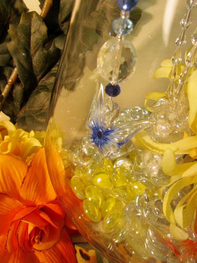 glass butterflies in a glass apothecary videmment of course, crafts, Little glass butterfly has a perfect glass house