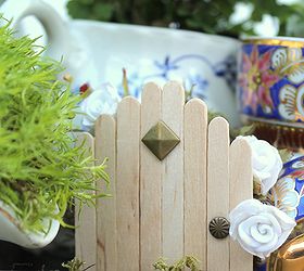 a tea pot mini garden fairy garden, gardening, Open the gate and come on in