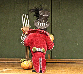 thanksgiving decor using a cast of characters part two, halloween decorations, seasonal holiday d cor, thanksgiving decorations, Lord Claude Crow View Three