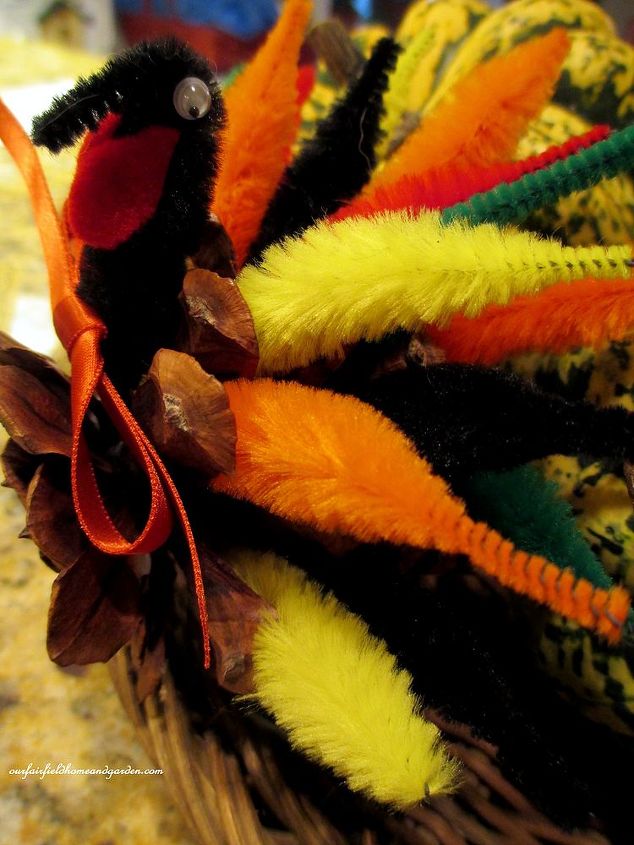 pinecone turkeys an oldie but goodie, crafts, seasonal holiday decor, thanksgiving decorations