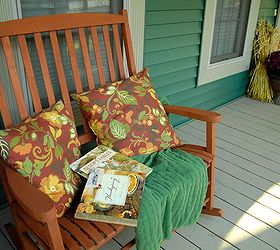 fall front porch decor, porches, seasonal holiday decor