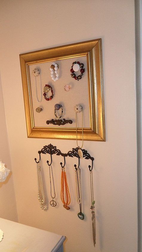 my new old stuff guest bedroom, bedroom ideas, home decor, repurposing upcycling, Jewelry holder