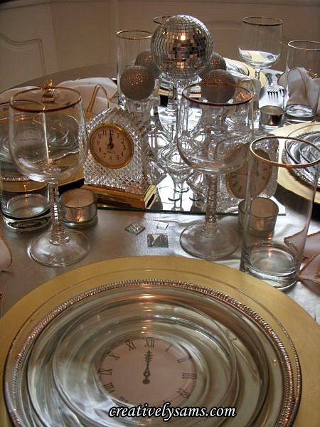 new year s tablescape, seasonal holiday decor, I added small crystal clocks each one had the battery removed the hands set to midnight